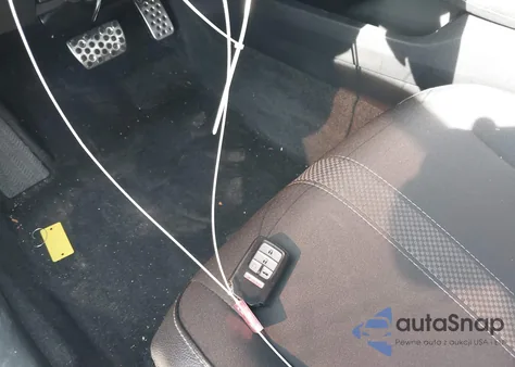 2019 Honda Civic Sport z USA, uszkodzony, nr VIN 2HGFC4B83KH301955